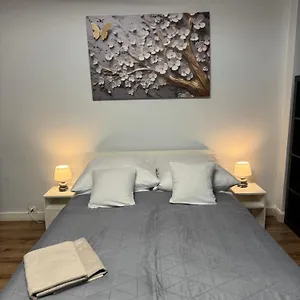  Appartement Coser Metro Onz
