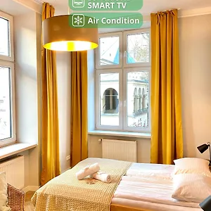 https://apartment-faust.krakowhotelspoland.com